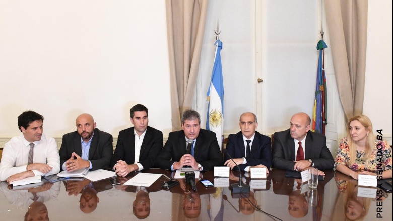 Gigante expuso ante Legisladores el plan de obras públicas para 2019