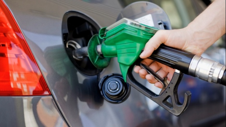Avanzan las negociaciones para frenar el cobro del impuesto al combustible