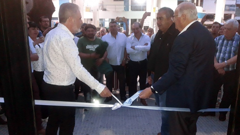 Oyhamburú y Daer inauguraron un nuevo edificio en Banfield