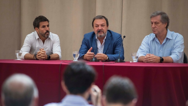 Costa minimizó las diferencias del bloque y ató lo rumores de fractura a una movida "mediática"