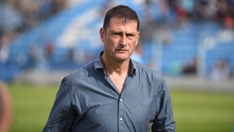 Aldiríco dejó de ser el técnico de Temperley