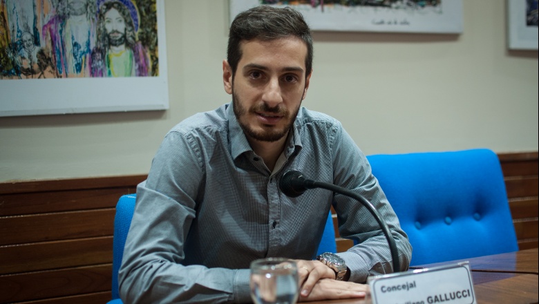 Gallucci: "Massa te dice 'vos sos un chorro' y después se va con el que es un chorro"