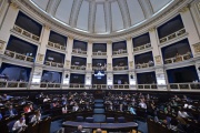 Asoma el debate por la eliminación de la ley que limita las reelecciones de los intendentes