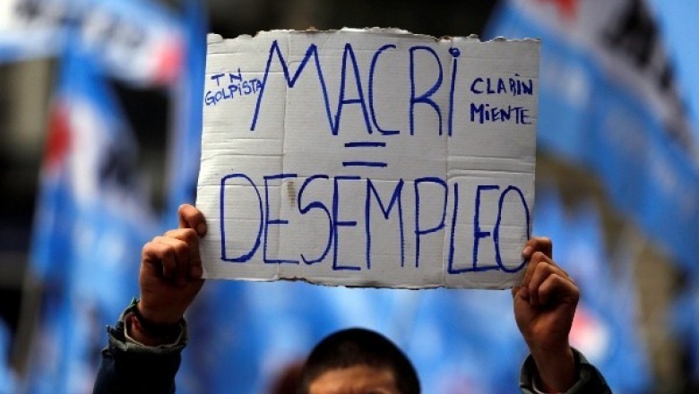 En el sector laboral, Macri deja más desempleo y el desplome del salario real