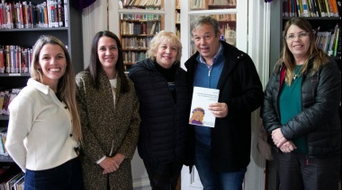 Presentaron un libro sobre los derechos del niño en la Biblioteca Municipal Esteban Adrogué