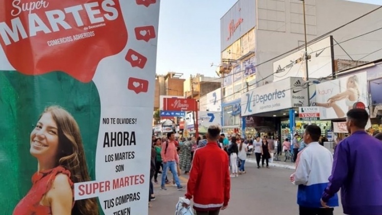 Nueva edición del “Súper Martes” en centro comercial de Monte Grande