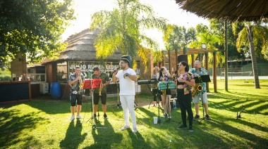 Mercantiles vivieron la alegría de los carnavales en el campo de González Catán