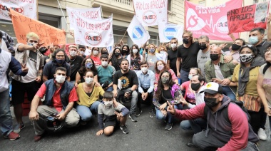 Organizaciones sociales se movilizaron frente a Edesur y piden revisar la concesión