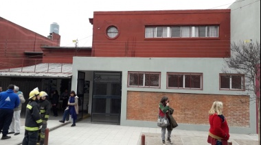 Evacuaron de urgencia una escuela de Glew por amenaza de bomba