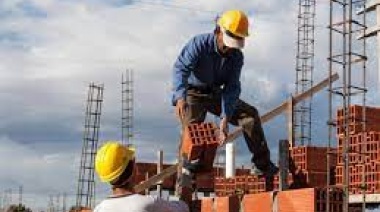 Desde el sector de la construcción advierten que la actividad "está en constante caída"