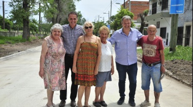 Katopodis y Cascallares recorrieron las obras en la calle Ávila