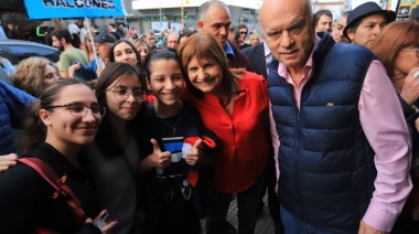 Bullrich y Grindetti visitaron Banfield y dispararon contra el kirchnerismo