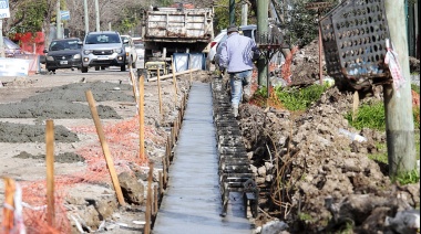 Pavimentación de 40 calles en la traza que divide dos municipios