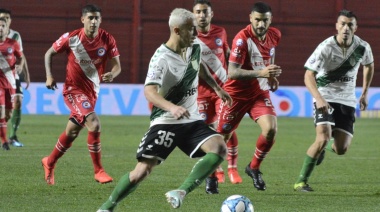 Banfield volvió a jugar mal y perdió ante el Bicho