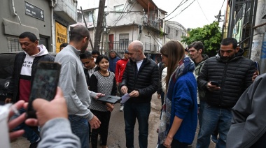 Rodríguez Larreta supervisó el avance de la numeración de las casas del Barrio 20 y se reunió con vecinos de Villa Lugano