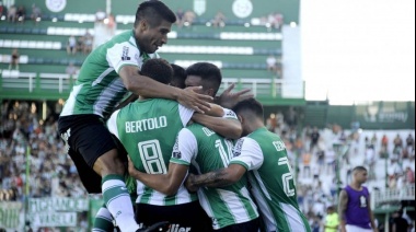 Banfield viaja a Santiago en un duelo de urgencias