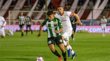 Banfield cayó ante Huracán y agiganta su crisis