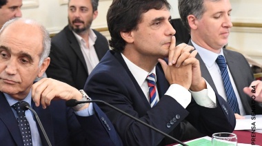 Lacunza expuso ante la Comisión Bicameral de Presupuesto e Impuestos