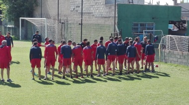 Arsenal ya piensa en la última del año