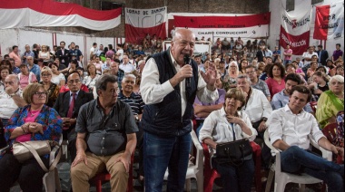 Con la presencia de Salvador, asumieron las nuevas autoridades de la UCR de la Tercera Sección