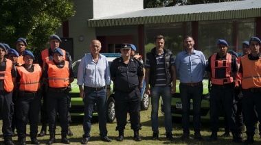 Lucha contra la inseguridad: Grindetti entregó patrulleros a la Policía Local