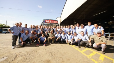 Los trabajadores del Expreso Lomas agradecieron la visita de Gray