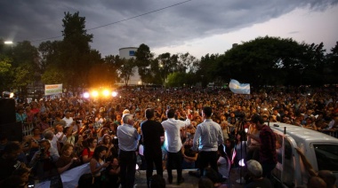 A plaza llena, Kicillof aseguró que “Lanús tiene tres enemigos declarados: Macri, Vidal y Grindetti”