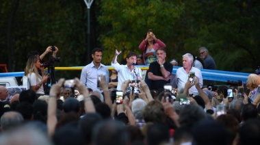 A plaza llena, Kicillof aseguró que “Lanús tiene tres enemigos declarados: Macri, Vidal y Grindetti”