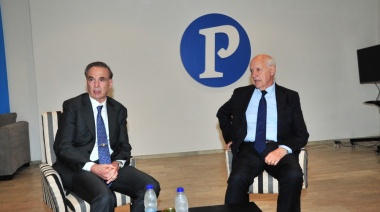 Ante dirigentes peronistas de la Provincia, Lavagna sugirió que será candidato