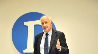 Ante dirigentes peronistas de la Provincia, Lavagna sugirió que será candidato