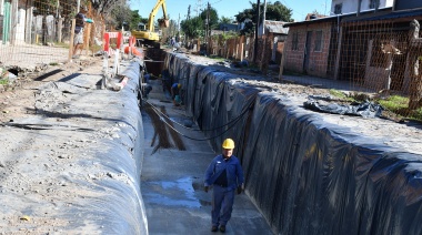Avanza obra hídrica en Monte Grande y Luis Guillón