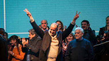 Insaurralde lanzó su lista junto a Máximo Kirchner, que acusó a Cambiemos de gobernar "con la custodia de los medios e historias de redes sociales"