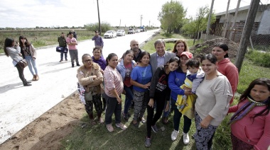 Cascallares supervisó el avance de la obras de Espora y la Ruta 16
