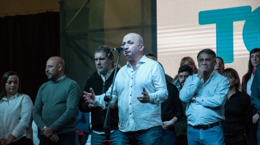 Depetri presentó su lista respaldado por Máximo Kirchner, que le advirtió a Macri: "El 23 de octubre se van"