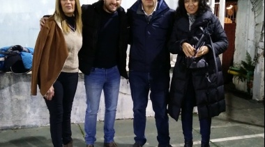 Grindetti entregó un subsidio para techar el gimnasio del Club Social Lanús