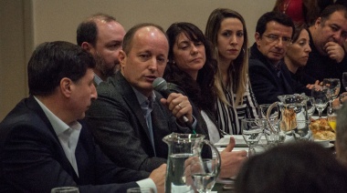 "Hay una catástrofe social": la conclusión de la mesa de trabajo de Insaurralde junto con el diputado Arroyo y dirigentes locales