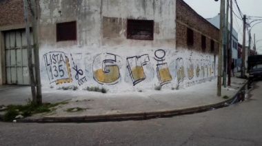 Pintadas por el corte de boleta: el oficialismo niega una campaña impulsada por Grindetti