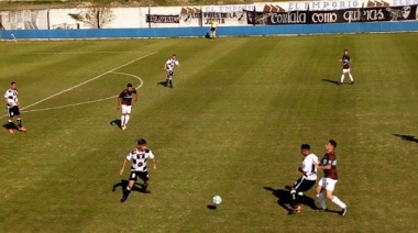 En un partido picante, Claypole se quedó con las manos vacías ante Atlas