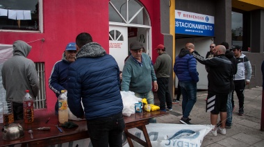 Olla popular en el Club Los Andes: trabajadores reclaman tres sueldos adeudados