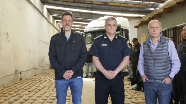 Grindetti y Perroni supervisaron la incautación de 1500 panes de droga
