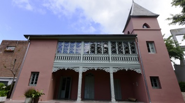 Cascallares encabezó los festejos por los 148 años del edificio "La Cucaracha"