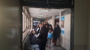 La mujer baleada por su expareja en una panadería sigue en estado crítico