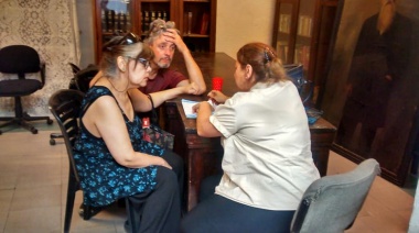 Luis Otero recibió a vecinos que reclaman contra el aumento de tasas