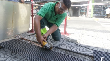 El Municipio realizó tareas de mantenimiento en el Paseo de Compras de 9 de Julio