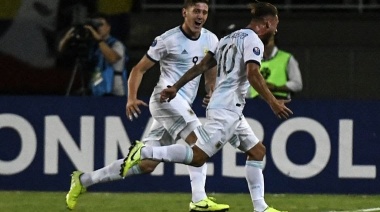 Argentina se impone de la mano de Mac Allister y Gaich sobre Colombia