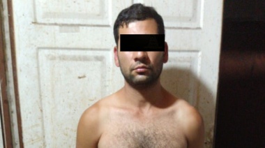 Detuvieron a dos ladrones filmados cuando robaban un local de ropa en Lomas
