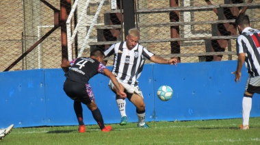 El Porvenir cayó goleado ante Central Córdoba y se quedó sin técnico