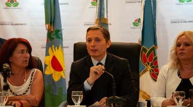 En su discurso Fernando Gray arremetió contra la oposición por “el ajuste insostenible” de Macri y Vidal