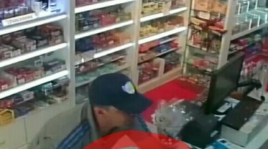 Buscan al “ladrón del cuchillo de carnicero” en el centro de Lomas