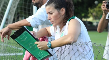 Indiana Fernández, sobre los contratos de la AFA: “Si quitaban los subsidios, hubiera sido un retroceso para el fútbol femenino”